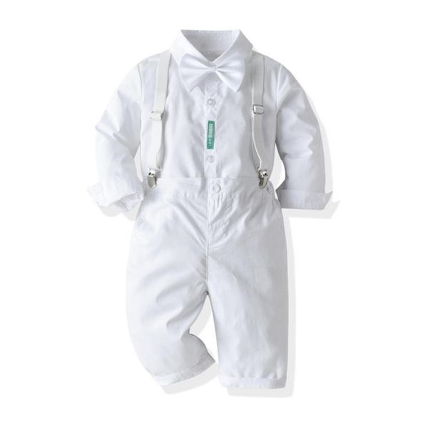 Traje de niños blancos para niños Caballero Baptismo Baptismo Camisa Babero Pantalones Boda sólida Ropa de niño guapo 2108239229162