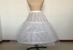 Witte Tule Bruidsjurk Crinoline Baljurk Bruidsjurk Petticoat 3 Stalen Ring Vloerlengte Trouwjurk Slipstijl Bruiloft Pet6123778