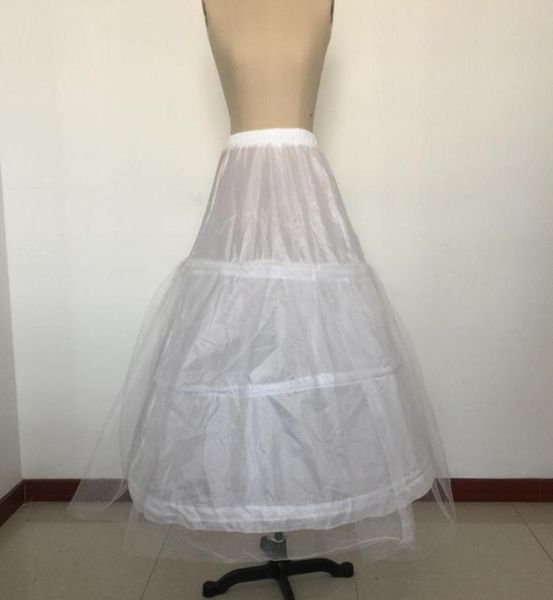 Robe de mariée en tulle blanc robe de bal Crinoline robe de mariée jupon 3 anneaux en acier longueur au sol robe de mariée Slip Style mariage Pet8206787