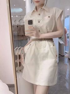 Vestido de cintura blanca para mujeres en verano, pequeña estatura, dama noble, temperamento elegante, fragancia pequeña, ropa de trabajo, cuello de camisa, falda corta