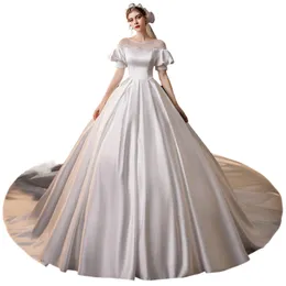 Robe de mariée blanche robe de mariée de maître de mariée robe légère en satin de haute qualité queue de grande taille