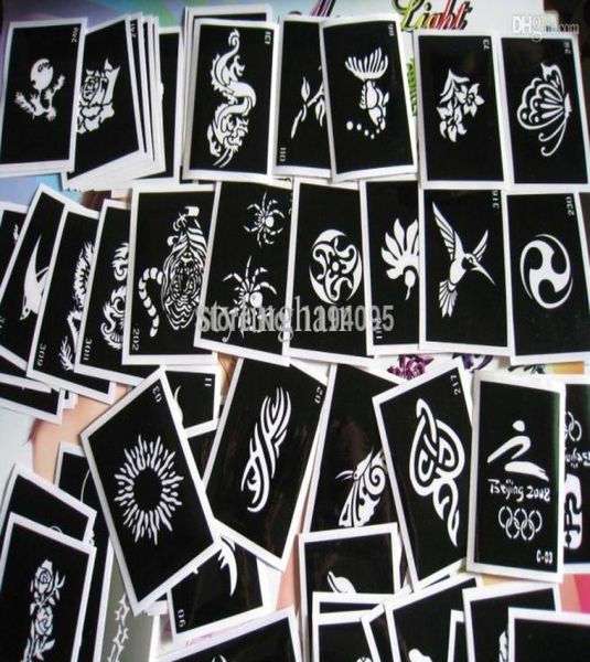 Todo 100pcslot Plantilla de tatuaje mixta para pintar imágenes de tatuajes de henna diseños de tatuaje con aerógrafo reutilizable stencil9632045