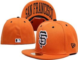 Hele 2020 nieuwe Men039s Giants SF op veldstijl Baseball gemonteerde hoeden Sport Team Logo Borduurde volledige gesloten caps Out Door 8982919
