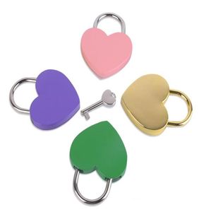 Entièrement 7 couleurs coeur en forme de coeur verrouillage concentrique en métal Mulitcolor Keys Calcotage de gymnase Toolkit Package de portes Porte de porte