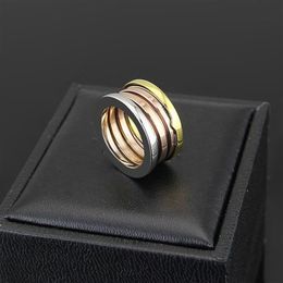 Titanium staal van het hele Agood van hoge kwaliteit drie kleuren ringen voor koppelsliefhebbers vrouwen mannen bruiloft sieraden273n