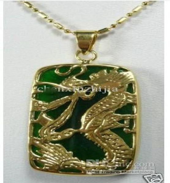 Todo hermoso 18k GP jade verde Men039s Women039s dragón colgante Necklace8259352