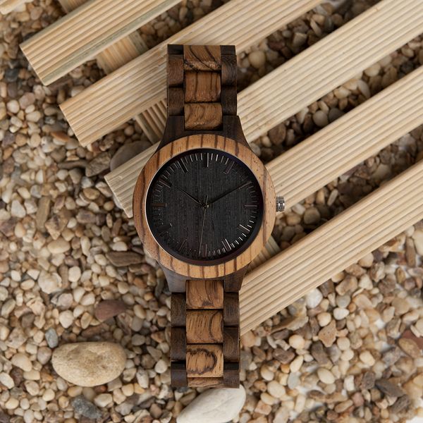 Whole- BOBO BIRD D30 Montre ronde vintage en bois de zèbre pour hommes avec cadran en bois de bambou ébène avec bracelet en bois de bambou zèbre Japanese214k