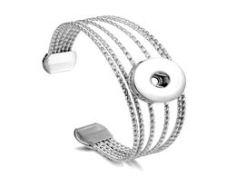 Lotes a granel entero 10 piezas de moda de 18 mm Joyas para mujeres039s botones de bricolaje de bracelas de brazaletes nuevas236663058171