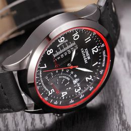 Hele Goedkope Horloge XINEW Auto Racing Dashboard Lederen Band Datum Kalender Casual Quartz Horloges Mannen Montre Homme 2018242C