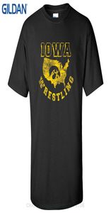 Hele korting hiphop kleding katoen kort mouw t -shirt Iowa VS worstelen Hawkeyes University of Iowa t -shirt7884530