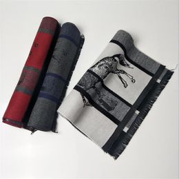 Marque célèbre design 2018 hiver nouvelle imitation cachemire hommes écharpe longue jacquard cheval double face chaud et froid 286B