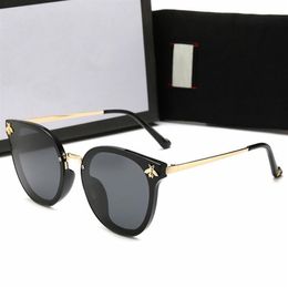 Gehele mode herenontwerper gepolariseerde zonnebril dames luxe bijen zonnebril UV400 zonnebril met kas en box290a