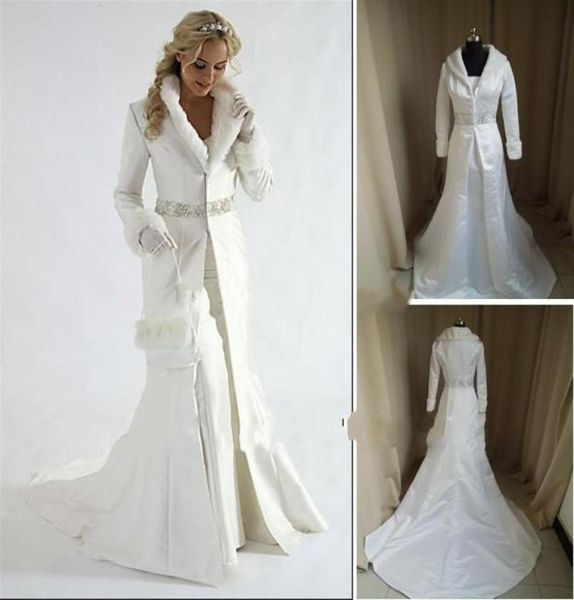 Fourrure entière une ligne enveloppe sans bretelles en satin blanc blanc robe de mariée de mariée