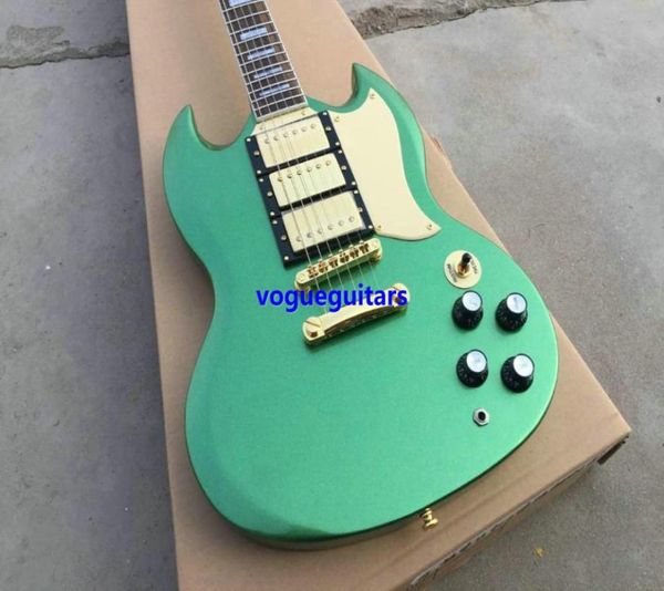 Guitares entières Nouvelles arrivantes Green Model Shop personnalisé Guitare électrique High bon marché 6134520