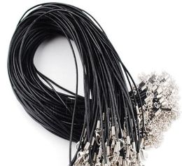 Componentes de joyería entera, lotes de collar de cuero, cuero auténtico negro, cordón de 2mm, cierre de langosta, colgante en forma 8651758