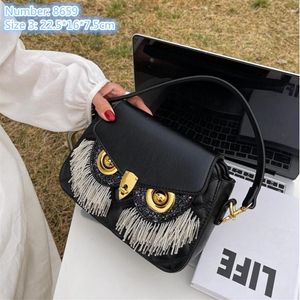 Sacs à bandoulière en cuir pour dames entières personnalité de la rue sacs à main en perles à paillettes doux et charmant sac à main clouté noir doux an257p