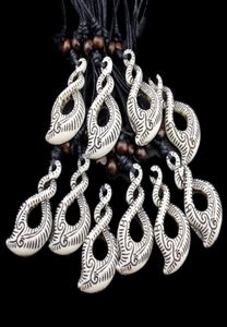 Lot entièrement 12pcs Style tribal Maori Hook Double pendentif Charmes Collier réglable Collier Amulet Cadeaux pour hommes femmes MN17418778315