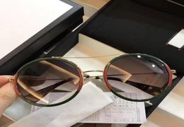 Lunettes de soleil de luxe entières pour hommes design des lunettes de soleil de la mode enveloppe de lunettes de soleil Miroir à cadre ovale Miroir en fibre de carbone Summer ST7033917