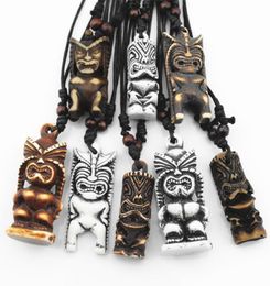 Hele gemengde 8 pc's maorihawaiiaanse stijl imitatie bot gesneden tiki hangers ketting voor mannen dames039S cadeau drop mn7559434