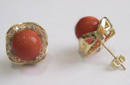 Interi gioielli di moda nobili 8mm vino rosso rotondo perla conchiglia e orecchino di cristallo 18kgp 0048769351