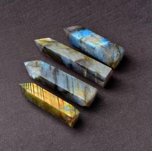 Entièrement aléatoire 1pc Natural Labradorite Point Point Crystal Wands Crystals Crystals Spécimen minéral Reiki Healing3386923