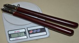 Caoba roja entera Nunchakus Cuerda Cadena de acero Esponja Nunchakus Espectáculo de combate real Suministros de artes marciales Accesorios de rendimiento Two1960610