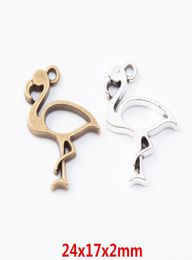 Encantadores de aleación de zinc de metal vintage entero colgante hueco de flamingo para hallazgos de joyas de bricolaje 70844840676