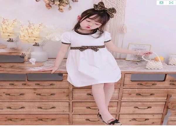 WholeLuxury Baby Girls Dress Kids Letra F Bowknot Verano Manga corta Niños Ropa de diseñador casual Tamaño 100140cm1585793