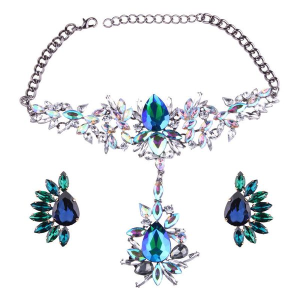 Gros designer de luxe exagéré très scintillant belle strass diamant cristal fleur boucle d'oreille tour de cou déclaration collier pour femme