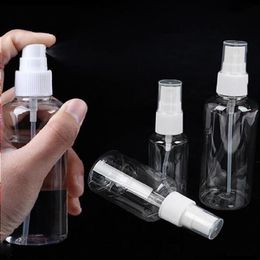 En gros de 1000pcs 50 ml de parfum en plastique pour animaux de compagnie bouteilles de parfum vides 50 ml d'emballages cosmétiques avec capuchon de brume blanc pour désinfection WHBR