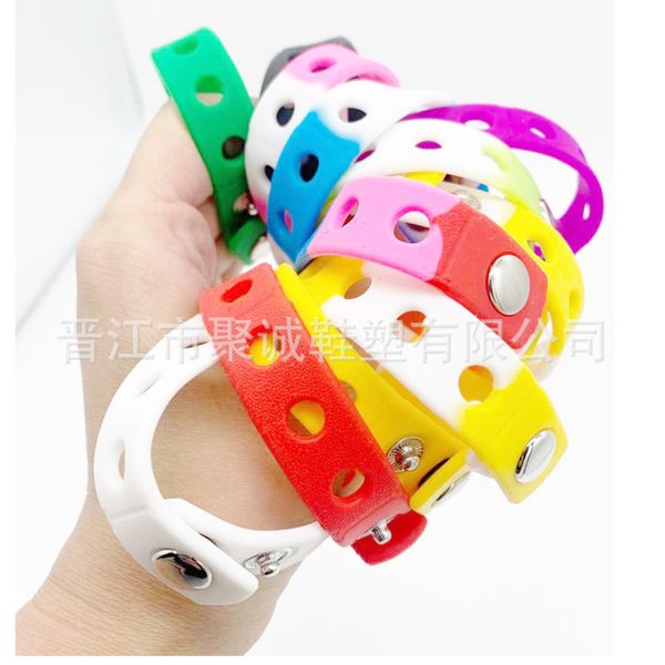 Vente en gros 100pcs 18CM Jelly, Glow Wristbands Bracelets en silicone Fit Croc Shoe Charms Enfants cadeaux pour filles garçons