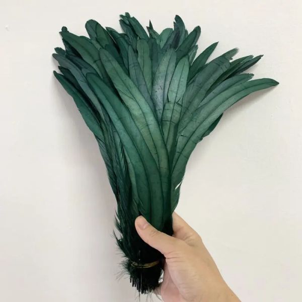 En gros de 100pcs de coq plumes de queue verte noirâtre 25-45 cm panaches beige bricolage coq vêtements joelry accessoires