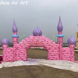 Groothandel 10m W x 8m H (32,8x26ft) Roze boog opblaasbaar kasteelboog Pop -up stad Wall Archway Entrance met vrije luchtblazer voor buitendecoratie of evenement
