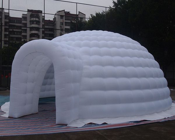 En gros 10 md (33 pieds) avec ventilateur extérieur extérieur imperméable Tent igloo gonflable, tentes de dôme de fête gonflables avec lumière LED 01