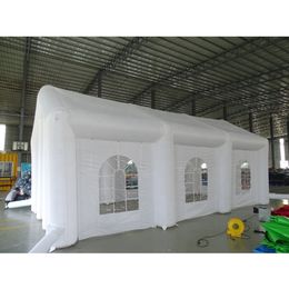 en gros 10x10x5m (33x33x16.4ft) en gros extérieur gonflable maison de mariage gonflables tente de fête d'événement blanc à vendre église gonflée portable