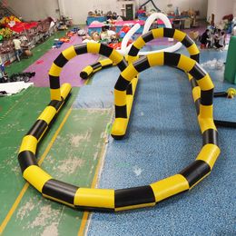 en gros 15mlx8mwx2mh (50x26x6,5ft) activités de plein air Carnival Sport Game Amusement Park Piste gonflable Race go kart Track à vendre