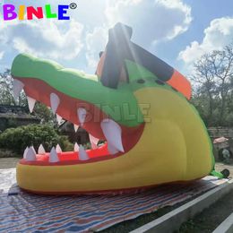 Vente en gros de 16,4 pieds de haut multifonctionnel animal gonflable de crocodile, tunnel de tête d'alligator pour événement sportif ou stand de DJ