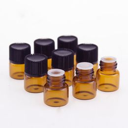 Groothandel 1ml Mini Amber Essential Oil Glass Lege Flessen 1CC Kleine parfumflesjes met zwarte schroefdop door DHL GRATIS