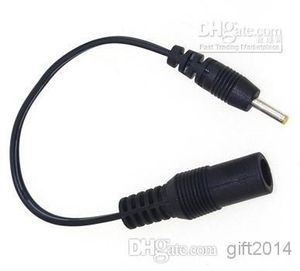 Groothandel - 2,5 mm x 0.7mm mannelijke plug tot 5,5 mm x 2.1mm vrouwelijke socket DC-voedingsadapter kabelconversie-stekker