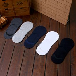 Groothandel-20 paren/partij Mode Nieuwe mannen Katoenen Sokken Lage Sokken Katoen Naadloze Onzichtbare Sokken Sok Slippers Voor Mannen gratis verzending