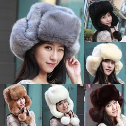 Venta al por mayor-2015 Mujeres Invierno Cálido Faux Fur Bomber Sombreros Ushanka Estilo ruso Cossack Trapper Hat Ski Cap