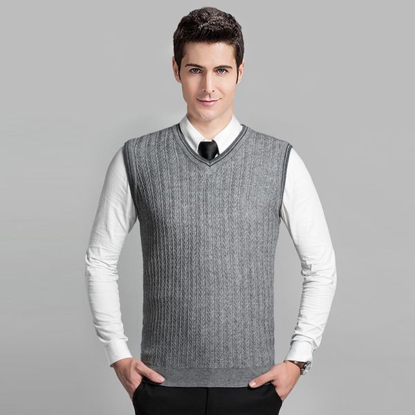 Vente en gros - 2016 Dernier style de mode gris col en V sans manches à tricoter motif gilet de chandail de câble pour hommes