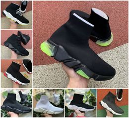 Top Qualité 2021 Nouvelle Vitesse De Marche Chaussures Pas Cher Entraîneur Oreo Triple Noir Blanc Rouge Plat Mode Chaussettes Boot Designer Hommes Femmes Baskets