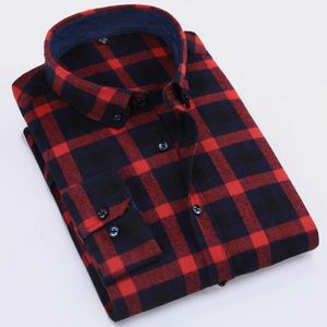 Camisas casuales para hombres al por mayor-2021 Primavera para hombres Slim-fit Button-down Check Estampado Comfort Algodón suave Manga larga Franela cepillada P