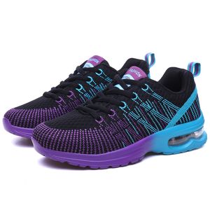 Groothandel 2021 mode mannen vrouwen sport hardloopschoenen nieuwste regenboog gebreide mesh outdoor lopers wandelen jogging sneakers maat 35-42 WY29-861