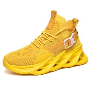 Vente en gros 2021 Chaussures de course de sport de haute qualité Hommes Femmes Triple Vert TOUT Orange Baskets d'extérieur respirantes confortables Grande taille 39-46 Y-9016