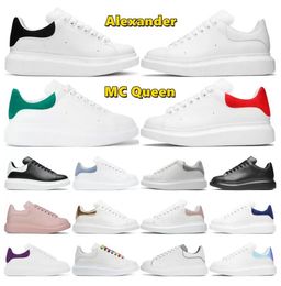 2023 Sneakers Casual Schoenen Outdoor Unisex Designer Alexander Platform Luxe Suède Leer Rood Grijs Gai Mens Tainers Chaussures Mannen 36-44