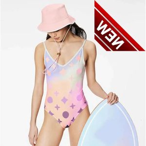 Wholesale 2024 Nouveau créateur de mode Sexy Bikini sets Summer Summer Fashion Highend Femmes de maillot de bain Femmes de bain pour femmes Maillot de Bain Beach Sexy Mix Colo