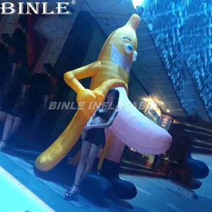 wholesale 2024Hot vente 6mH (20ft) avec modèle de banane gonflable de ventilateur pour la décoration de carnaval ballon de fruit debout drôle à Event Party Park