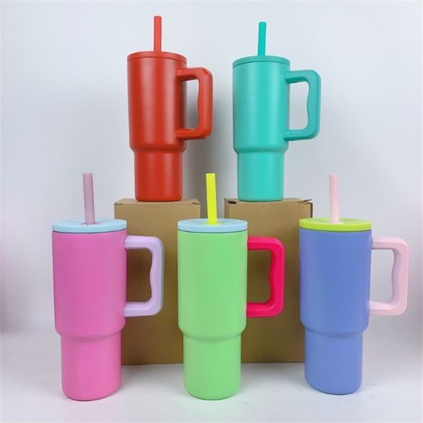 En gros de 24 oz SLM Tumber Power Obeated Timblers exhabérants avec poignée et paille en acier inoxydable tasse de voyage